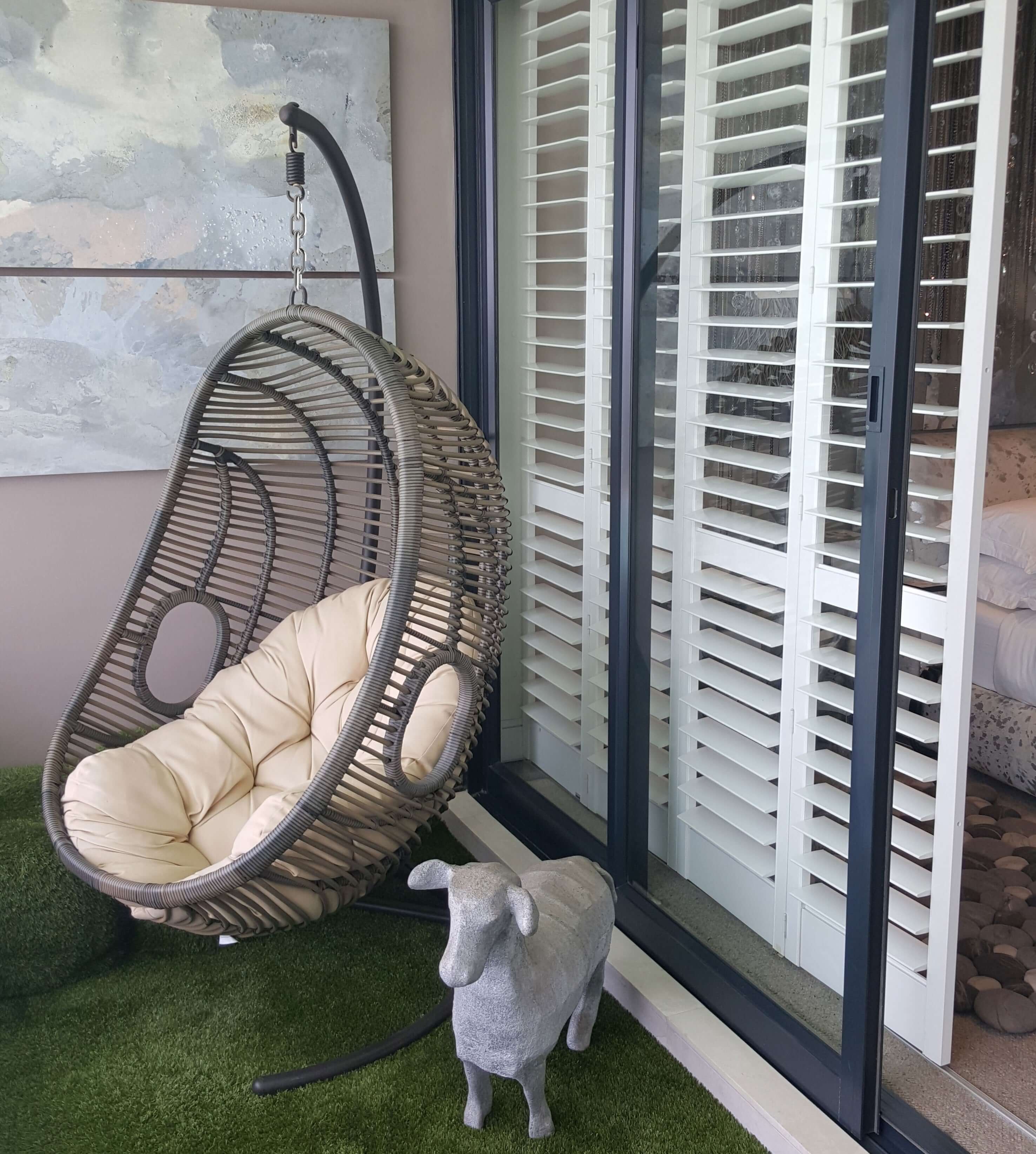 Hanging discount pool chair